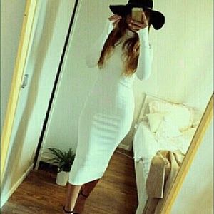 💕 White Turtleneck Midi Bodycon Dress 💕